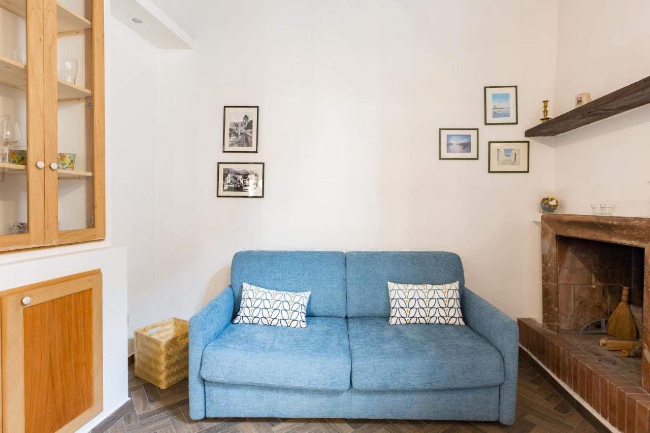 Sara Apartment - Campo De Fiori 35 Rome Bagian luar foto